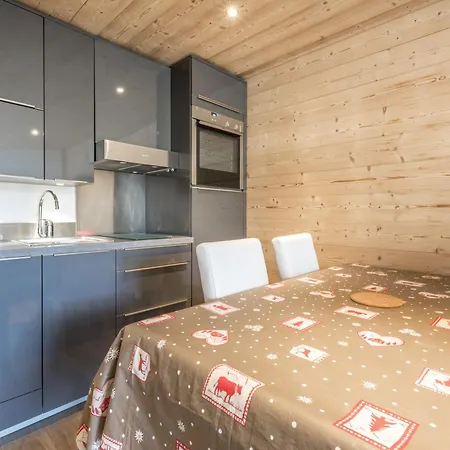 Appartement La Clusaz, 3 Pièces, 6 Personnes - Fr-1-304-153