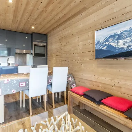 Cosy, Pied De Piste, Cheminee, Animaux Admis * La Clusaz